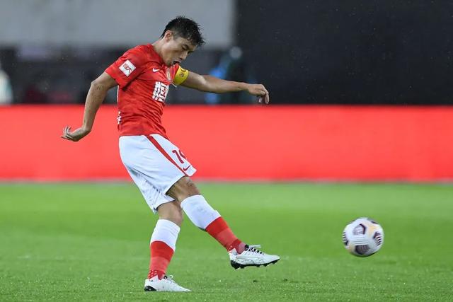 李凯尔更换国家队球衣号码 1号战他袍渴望已久