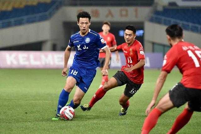 邮报：曼联有意大巴黎门德斯 曾随阿莫林联赛夺冠